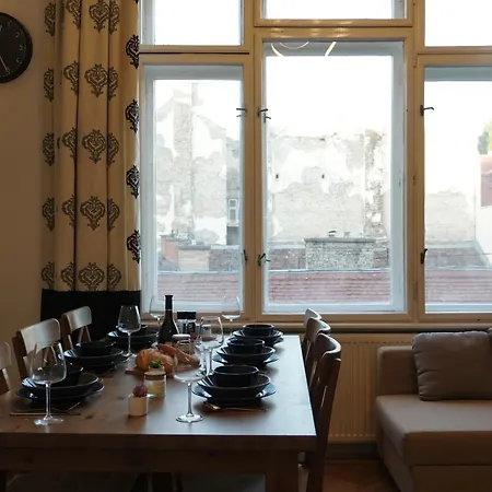 Lägenhet Homebase 3bedrs 2baths Jewish Quarter *