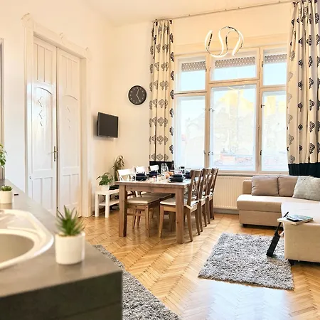 Homebase 3bedrs 2baths Jewish Quarter Apartamento