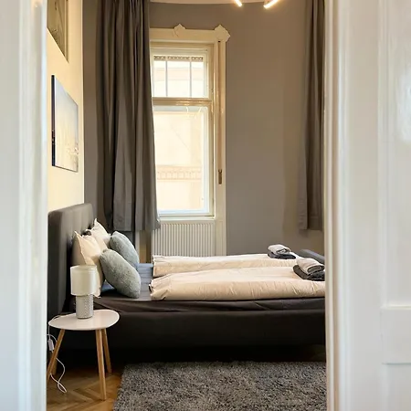 Homebase 3bedrs 2baths Jewish Quarter * Budapeşte